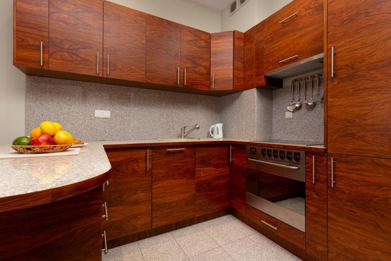 Apartments Chelmonskiego Warsaw Ursus By Noclegi Renters ภายนอก รูปภาพ